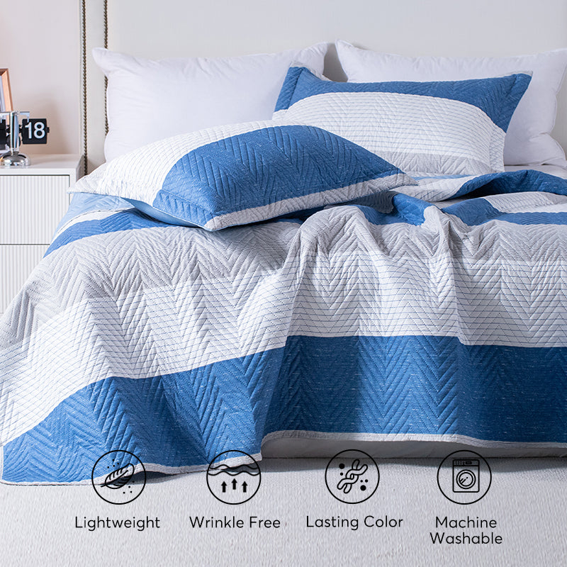 Kasentex Reversible Lightweight Quilt Set Twin/Queen/King - Soft All Season Bedspread Coverlet, White & Blue