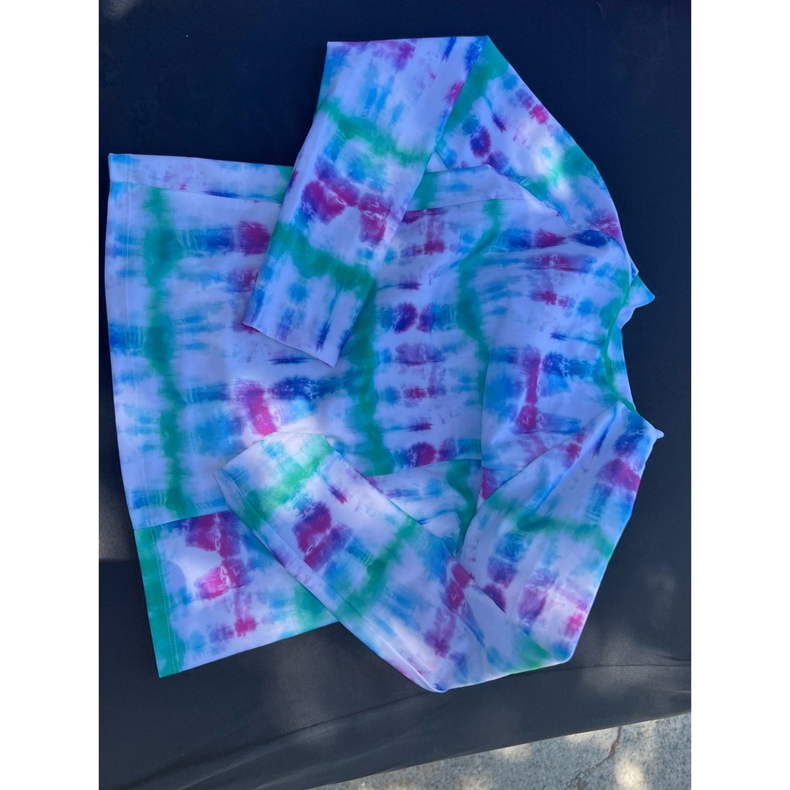 DSG Kids Tie-Dye Rashguard in Blue, Green, Pink