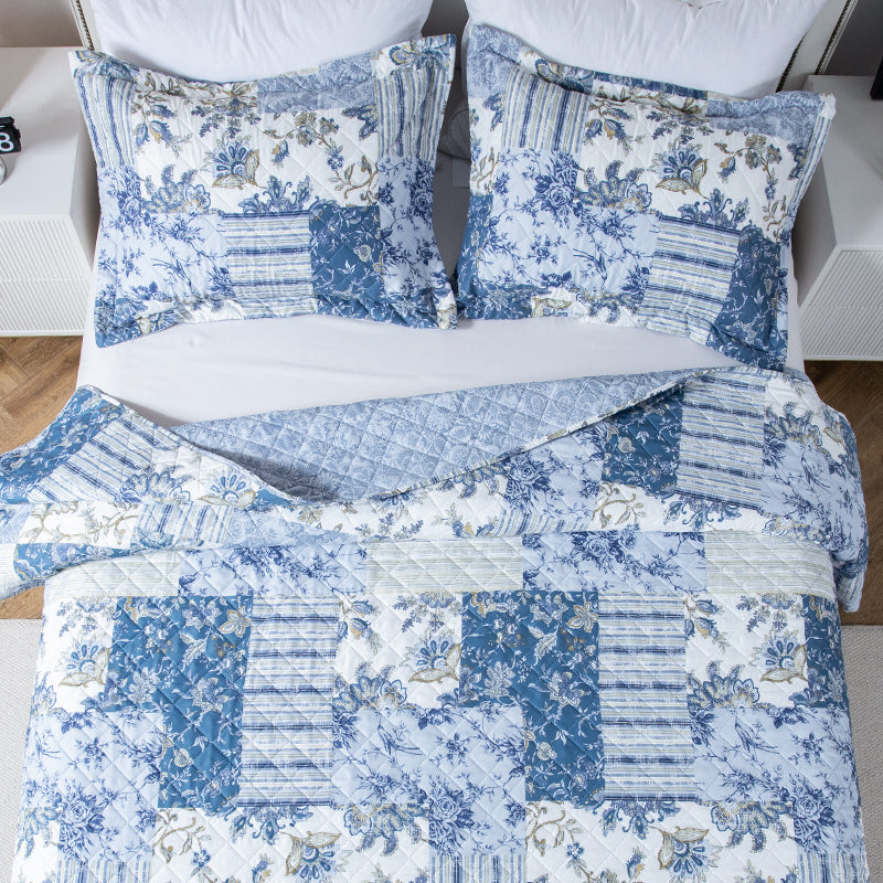 Kasentex Lightweight Floral Quilt Set - Soft All Season Bedspread Coverlet, Blue Vintage