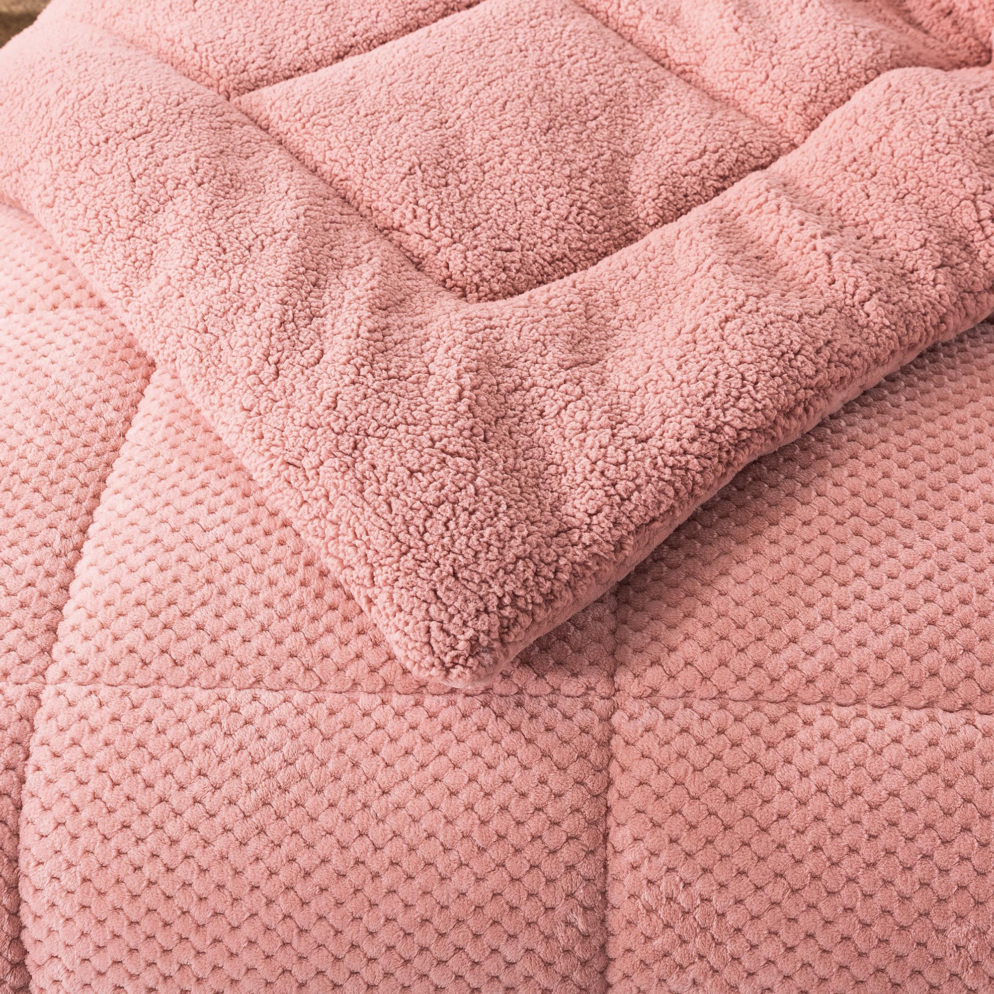 Kasentex Reversible All-Season Plush Comforter Set Twin/Queen/King - Warm Plush Bedding for Winter