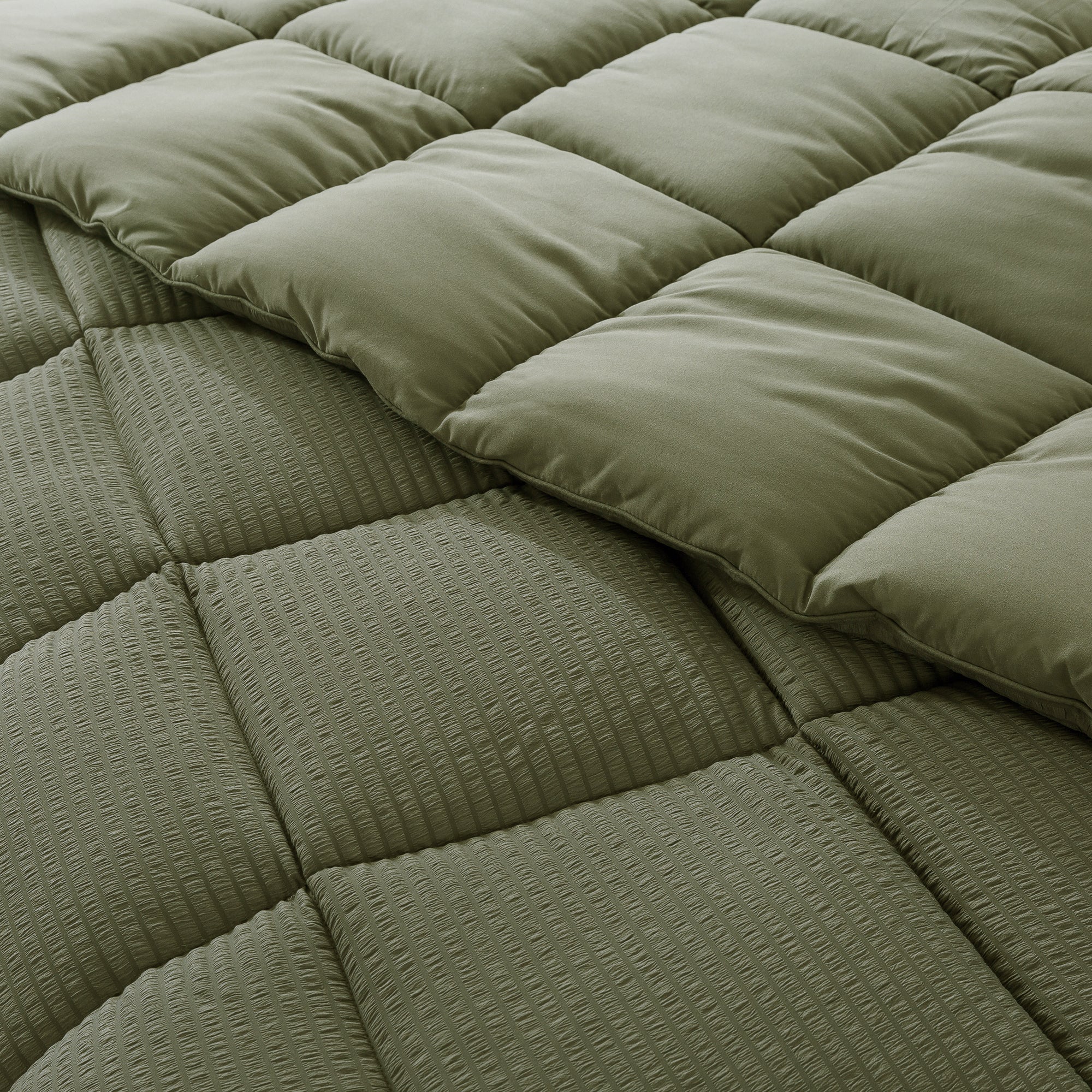 Reversible All-Season Comforter Down Alternative