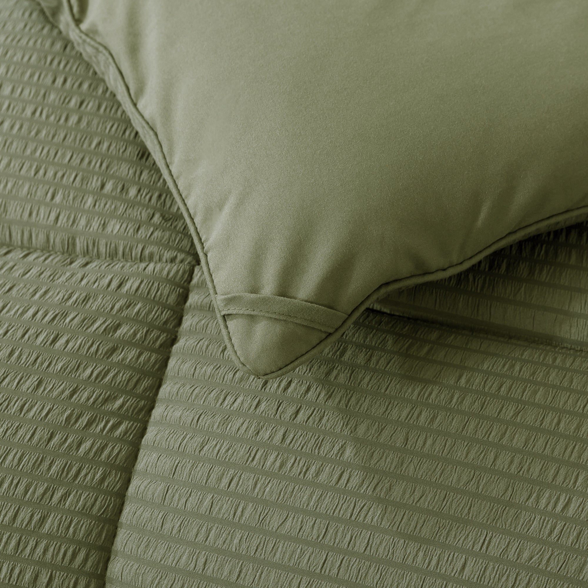 Reversible All-Season Comforter Down Alternative