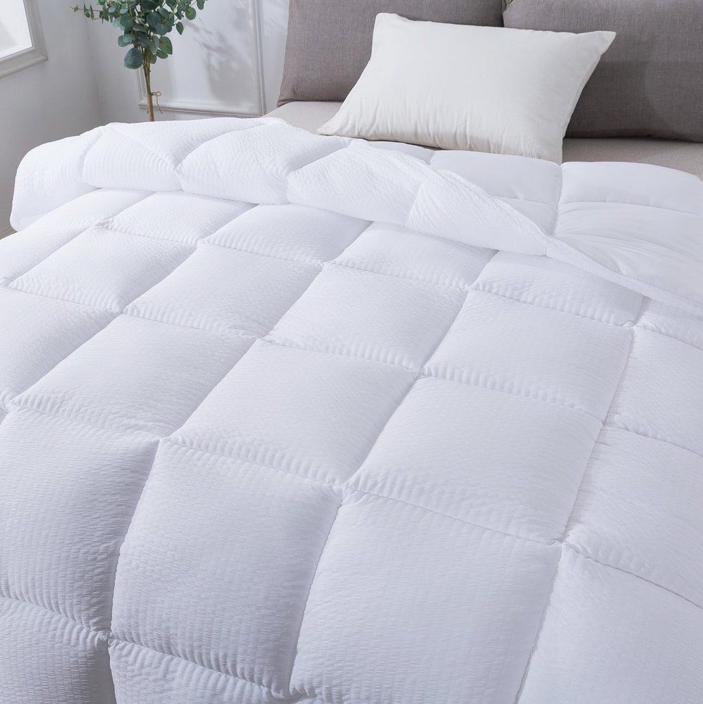 Reversible All-Season Comforter Down Alternative